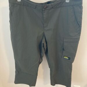 Stylish Women Size 16 Green Capri Rally Hiking Walking Model 13185 Active Out